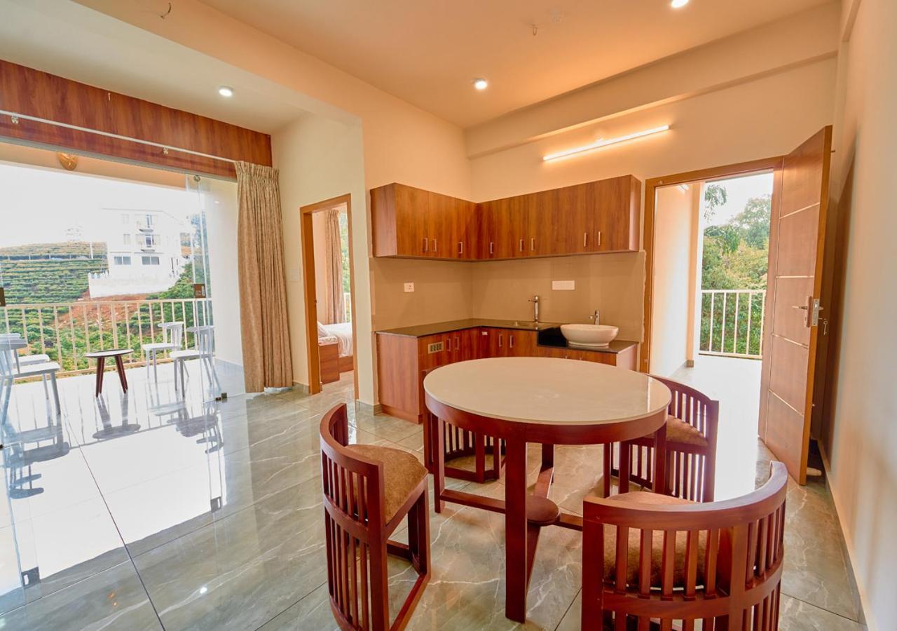Glen Castle Vagamon Pool Resort By Voye Homes Dış mekan fotoğraf