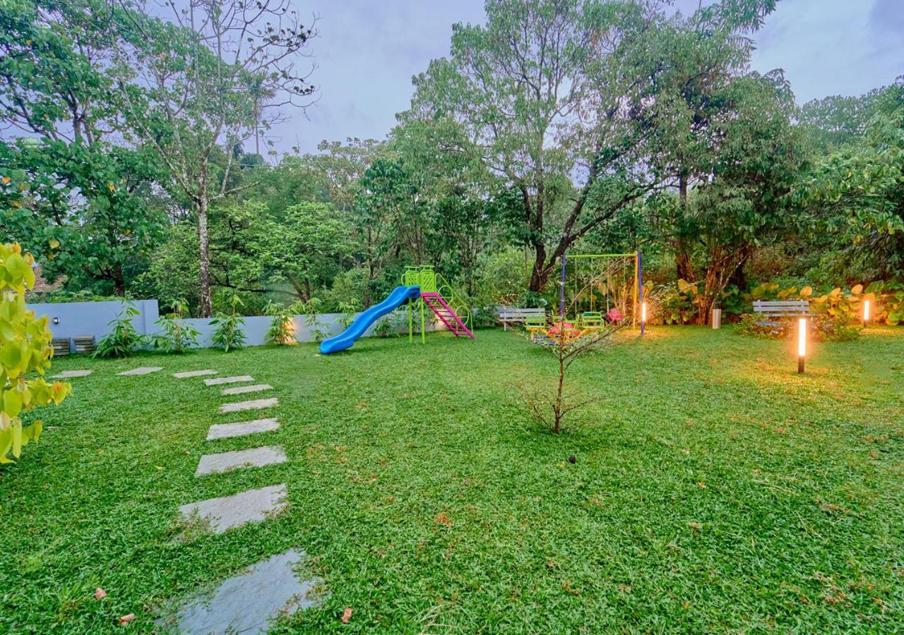 Glen Castle Vagamon Pool Resort By Voye Homes Dış mekan fotoğraf