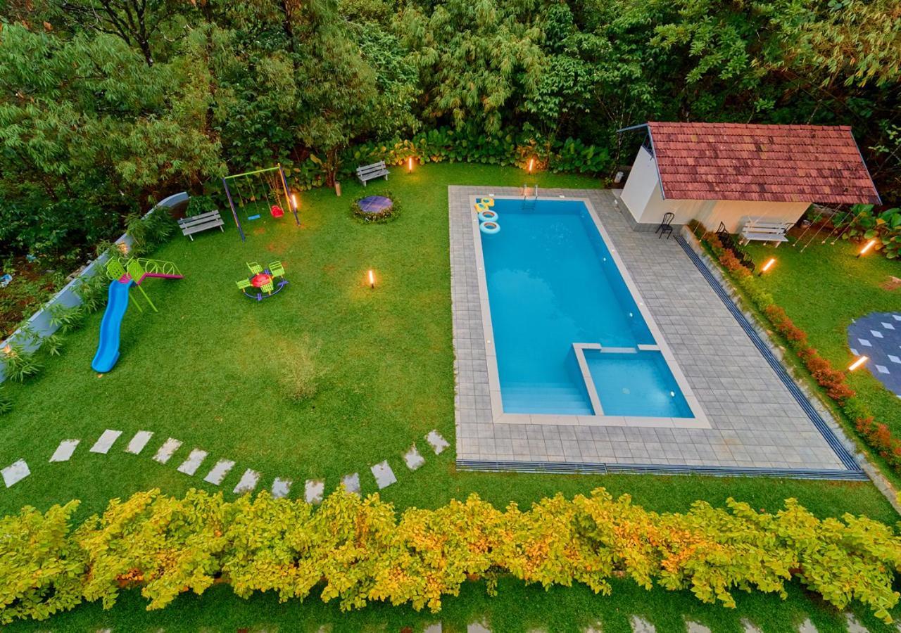 Glen Castle Vagamon Pool Resort By Voye Homes Dış mekan fotoğraf